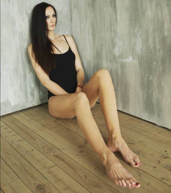 . पण 2 रेकॉर्ड नावावर असणारी ही लिसीना सध्या सोशल मिडीयावर, आंतरराष्ट्रीय बातम्यांमध्ये सध्या चांगलीच चर्चेत आहे...