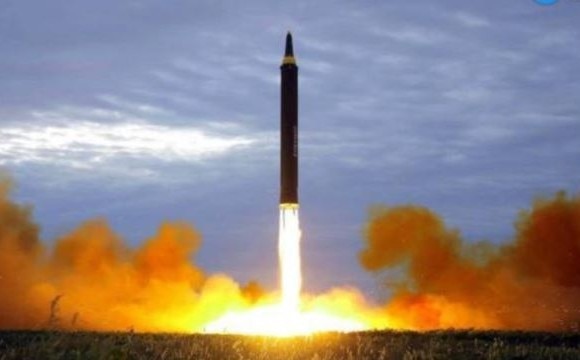 North Korea Ballistic Missile Flies Over Japan Latest Update उत्तर कोरियाच्या कुरघोड्या सुरुच, जपानवरुन मिसाईलची चाचणी