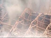 मुंबईतील आर के स्टु़डिओला भीषण आग 