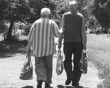 पालकांची जबाबदारी नाकारणाऱ्या सरकारी कर्मचाऱ्यांची पगारकपात