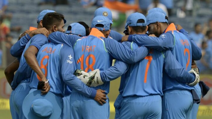 India Vs Australia First One Day In Chennai Latest Update #IndVsAus वन डे : भारताचं 282 धावांचं आव्हान