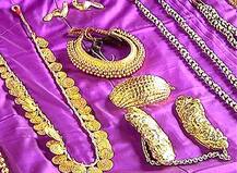 कोल्हापुरी साज, चंद्रहार, मोहनमाळ, वाळे, कुंडले, अंबाबाईचे दाग-दागिने