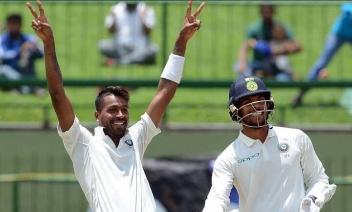 यानंतर मग नुकत्याच झालेल्या श्रीलंका दौऱ्यातही, कसोटी सामन्यात पांड्याने श्रीलंकेच्या मलिंदा पुष्पकुमाराला सलग तीन षटकार ठोकले होते. 