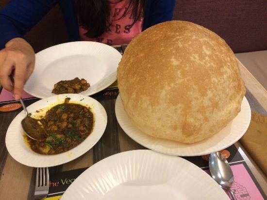 जिभेचे चोचले : लिजेंडरी क्रिम सेंटर