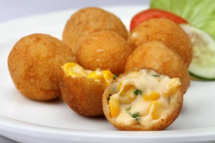 जिभेचे चोचले : लिजेंडरी क्रिम सेंटर