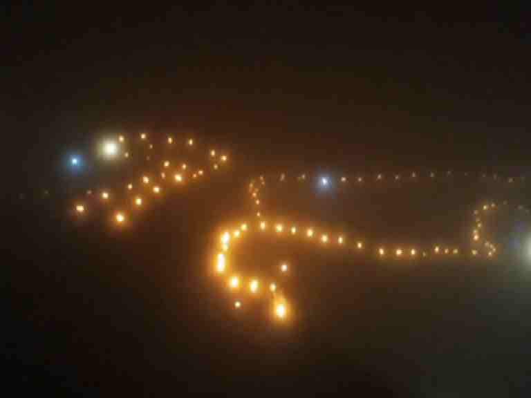 357 मशालींनी प्रतापगड उजळला! 357 Years Of Establishment Of The Statue Of Bhawani Mata On Pratapgad 357 मशालींनी प्रतापगड उजळला!