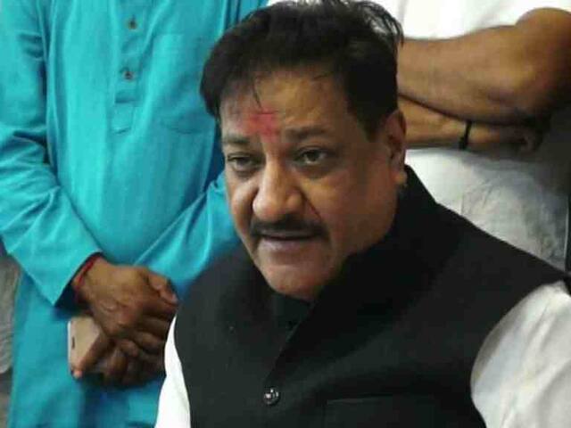 बुलेट ट्रेनला विरोध केल्याने सुरेश प्रभूंना पदावरुन काढलं : पृथ्वीराज चव्हाण