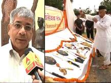 संघाकडे एके-47 सारखी शस्त्र येतात कुठून? : प्रकाश आंबेडकर