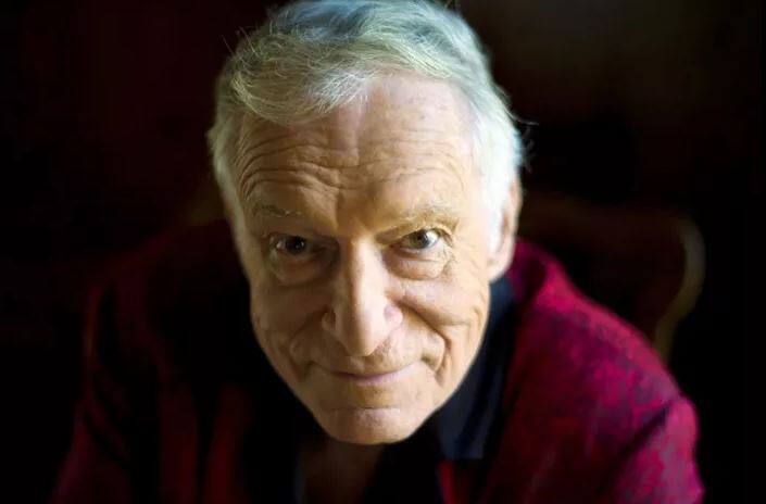 Playboy Magazine Founder Hugh Hefner Dies At 91 जगभरात खळबळ माजवणाऱ्या 'प्लेबॉय' मासिकाच्या संस्थापकांचं निधन