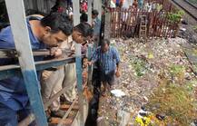 एलफिन्स्टन चेंगराचेंगरी : हृदय पिळवटून टाकणारी दृश्य