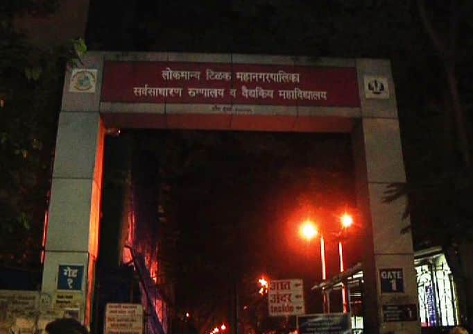 I Was Beaten Up By Bjp Workers Alleges Bhandup Shivsena Leader Sharda Saroj भाजप कार्यकर्त्यांकडून मारहाण, भांडुप शिवसेना उपशाखाप्रमुखांचा आरोप