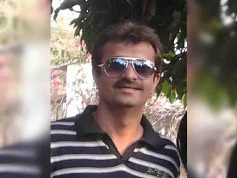 Developer Committed Suicide In Mulund Mumbai Latest Marathi News Updates मुंबईत बांधकाम विकासकाची गळफास घेऊन आत्महत्या