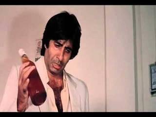 शराबी डॉयलॉगः गोवर्धन सेठ, 'समुंदर में तैरने वाले, किसी और तालाब में डुबकी नहीं लगाया करते हैं' डॉयलॉगः 'जिगर का दर्द ऊपर से कहीं मालूम होता है(?), जिगर का दर्द ऊपरसे नहीं मालूम होता है' डॉयलॉगः 'मूछें हों तो नत्थूलाल जैसी हों, वरना ना हों'