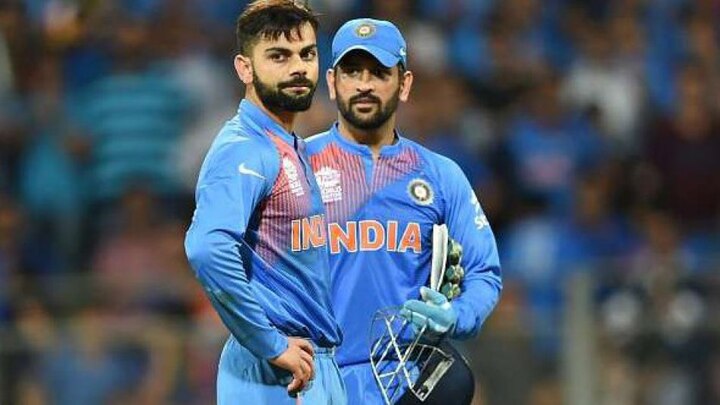 Team India Missed Turning Point Of Match Against Australia धोनीने विराटचा सल्ला ऐकला असता तर भारताचा पराभव टळला असता!