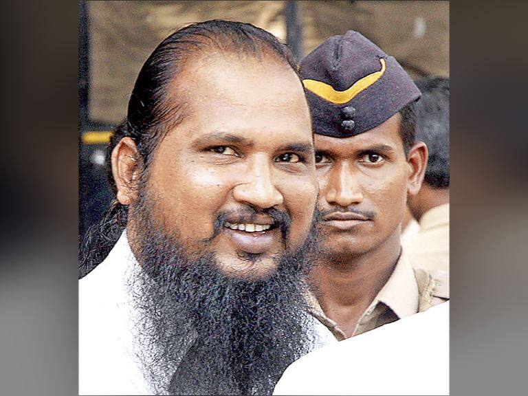 D K Rao Arrested By Mumbai Crime Branch In An Extortion Case Latest Updates मुंबई पोलिसांनी गँगस्टर डी. के. रावच्या मुसक्या आवळल्या!