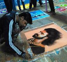 हुबेहूब रांगोळी काढणारा रायगडमधील अवलिया !