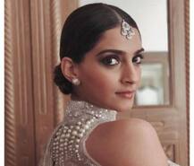 अभिनेत्री सोनम कपूरचं ग्लॅमरस फोटोशूट 