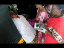 नाशकात ऑन ड्युटी डॉक्टर गायब, महिलेची रिक्षातच प्रसुती