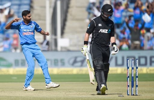 भारताचा न्यूझीलंडवर 6 गडी राखून दणदणीत विजय india vs new zealand pune ODI live cricket score भारताचा न्यूझीलंडवर 6 गडी राखून दणदणीत विजय