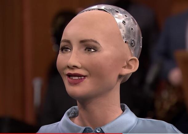 Saudi Arabia gives citizenship to Sophia robot latest update सोफिया रोबोला नागरिकत्व देणारा सौदी जगातील पहिला देश