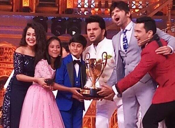 हिंदी 'सारेगमप लिटील चॅम्प'मध्ये मराठी झेंडा, अंजली गायकवाड विजेती Anjali Gaikwad winner of SRGMP little Champ 2017 latest updates हिंदी 'सारेगमप लिटील चॅम्प'मध्ये मराठी झेंडा, अंजली गायकवाड विजेती