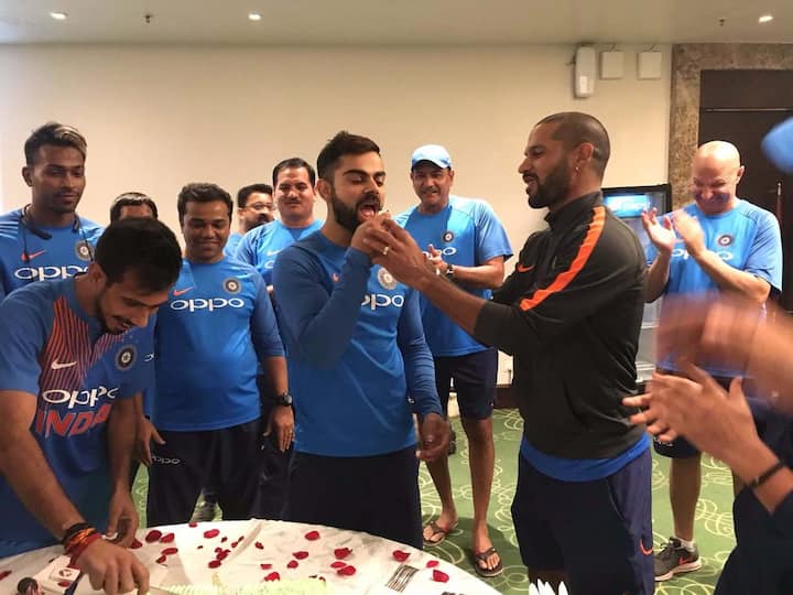 वयाच्या अवघ्या 29 व्या वर्षी तो सर्वाधिक वन डे शतक ठोकणाऱ्या फलंदाजांच्या यादीत दुसऱ्या स्थानावर आहे. मास्टर ब्लास्टर सचिन तेंडुलकरनंतर या यादीत विराटचा नंबर लागतो. शिवाय वन डे क्रिकेटमध्ये सर्वाधिक वेगाने 9 हजार धावा ठोकणारा तो जगातील एकमेव फलंदाज आहे.