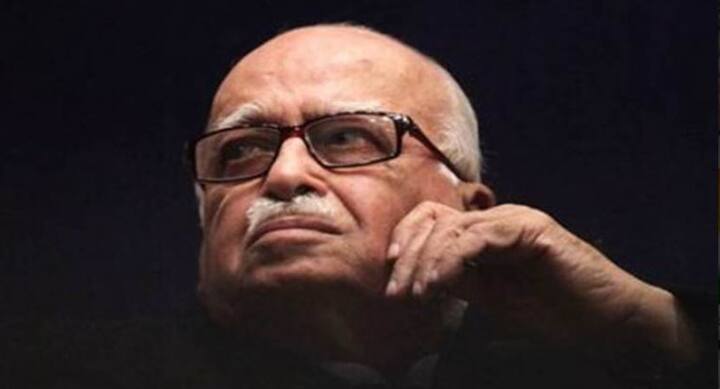 लालकृष्ण अडवाणींचा जन्म 8 नोव्हेंबर 1927 रोजी पाकिस्तानच्या कराचीत झाला. पण फाळणीनंतर ते भारतात आले. 