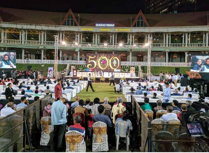 वांद्र्यातील बीकेसीमधल्या मुंबई क्रिकेट असोसिएशनच्या मैदानावर हा कार्यक्रम पार पडला