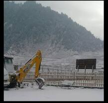 थंडीचा कडाका वाढला, सोनमर्गमध्ये बर्फवृष्टीला सुरुवात
