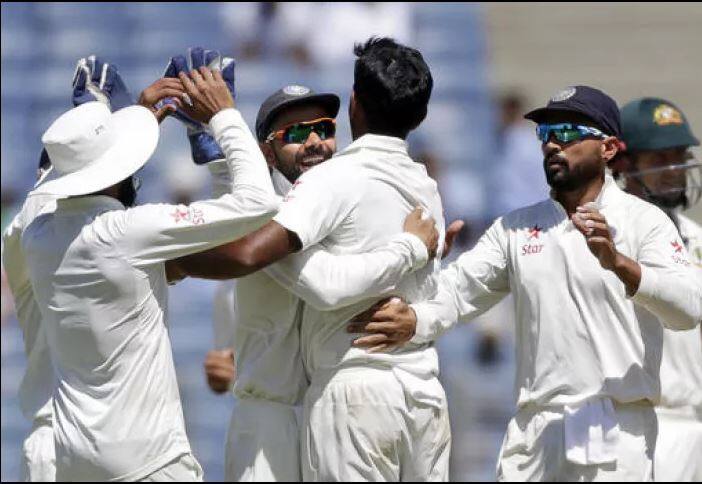 भारताने श्रीलंकेला यावर्षी जुलै-ऑगस्टमध्ये त्यांच्याच मैदानावर कसोटी मालिकेत 3-0 ने मात दिली होती. यावेळी भारत मायदेशातच श्रीलंकेशी भिडणार आहे. कोलकात्याच्या ईडन गार्डनवरुन या मालिकेची सुरुवात होईल. 