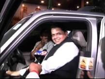 ...आणि चुकून मुख्यमंत्री दुसऱ्याच्या गाडीत बसले!