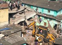 भिवंडीत चार मजली इमारत कोसळली