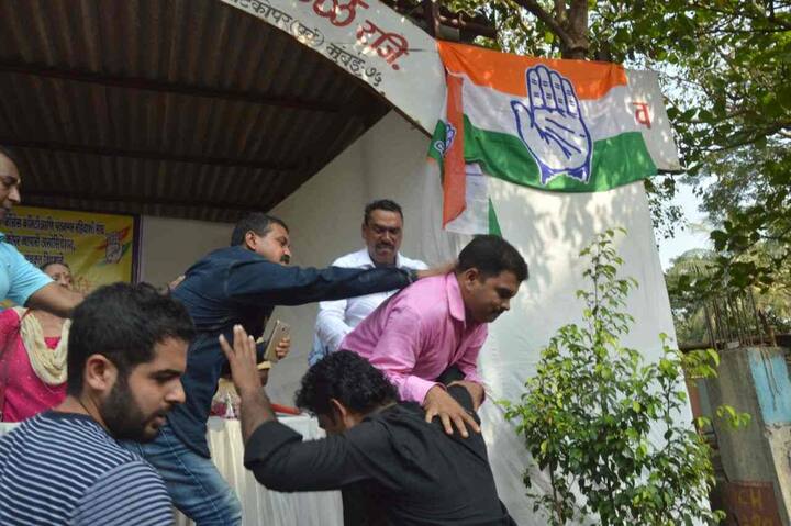 गेल्या काही दिवसांपासून फेरीवाल्यांचा वाद सुरु आहे. याच वादातून मालाडमधील काही फेरीवाल्यांनी मनसे कार्यकर्त्यांना मारहाण केली होती.