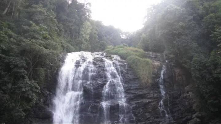 कुर्ग (कर्नाटक) – भारतातील ‘मिनी-स्कॉटलँड’ म्हणून कुर्गची ओळख आहे. मैत्रीपूर्ण संवाद आणि वागणूक, ही इथल्या स्थानिकांची खास ओळख आहे. महिला असो वा इतर कुणीही, सर्वांच्या मदतीला स्वत:हून पुढे इथे लोक येताना दिसतात. त्यामुळे कुणी एकट्याने इथे पर्यटनाला आल्यास कोणत्याच अडचणी येत नाहीत.