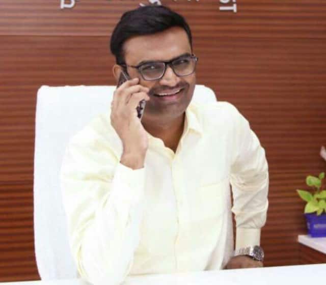 सुधाकर शिंदेंना सरकारचं अभय, अविश्वास प्रस्ताव निलंबित