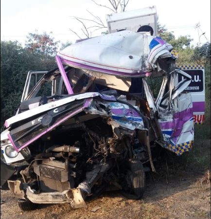 Nagpur : Boy Injured in accident dies when ambulance taking him to hospital collided with truck latest update एकदा मृत्यूचा चकवा, मात्र काळाने 24 तासात पुन्हा गाठलं