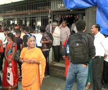 ठाण्यात 12-12 चा विवाह मुहूर्त साधताना जोडप्यांचे \'बारा\' वाजले