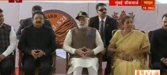 खोल समुद्रात या पाणबुडीची 120 दिवस चाचणी घेण्यात आली असून वेगवेगळ्या पद्धतीनं मारा करणाऱ्या हत्यांरांची चाचणी घेण्यात आली आहे.