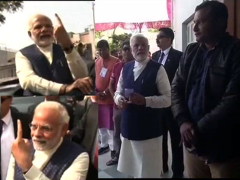 भावाच्या पाया पडून मोदींचा रोड शो, काँग्रेसची तक्रार PM Modi’s road show after casting vote is a clear case of violation of the model code of conduct: Congress भावाच्या पाया पडून मोदींचा रोड शो, काँग्रेसची तक्रार