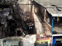 खैरानी रोडवर भीषण आग, 12 कामगारांचा मृत्यू