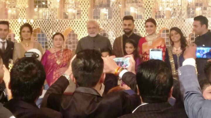 Prime Minister Narendra Modi at wedding reception of Virat Kohli & Anushka Sharma in Delhi विराट-अनुष्काच्या रिसेप्शनला पंतप्रधान मोदींची हजेरी