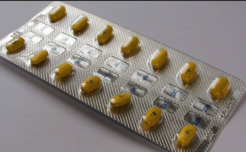 You can buy smaller packs of medicines instead of entire strip latest update औषधांची छोटी पाकिटं मिळणार, मोठ्या स्ट्रिप्सची सक्ती नाही