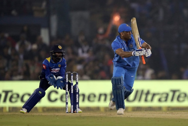 Team India beat srilanka by 5 wickets in third t20 match कसोटी, वन डेनंतर टी-20 मालिकाही खिशात, भारताचा श्रीलंकेला व्हाईटवॉश
