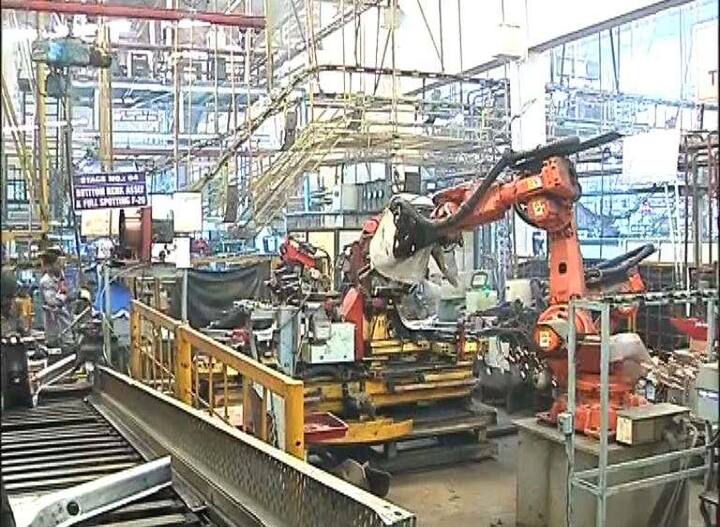 अवजड कामांसाठी स्नायूबलापेक्षा रोबोटचा वापर वाढल्यामुळे अपघातांचं प्रमाण शून्यावर आलं आहे.