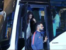 भारतीय संघ आफ्रिकेला रवाना, विराटच्या साथीला अनुष्का