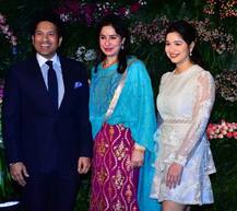 विरुष्काच्या रिसेप्शनमध्ये साऱ्यांच्या नजरा सारावर खिळल्या!