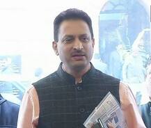 राज्यघटनेवर विश्वास, केंद्रीय मंत्री अनंत हेगडेंचा यू-टर्न