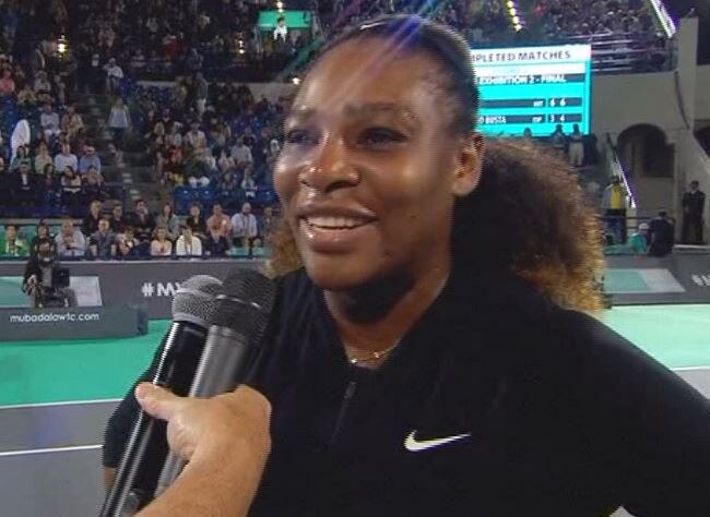 Tennis Champion Serena Williams comebacks with exhibition loss to Jelena Ostapenko latest update बाळंतपणानंतर पहिल्याच सामन्यात सेरेनाला पराभवाचा धक्का