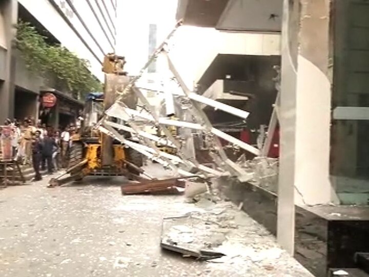 BMC demolished 137 illegal hotels in 2 days दोन दिवसात मुंबईतील 137 बेकायदा हॉटेलवर हातोडा