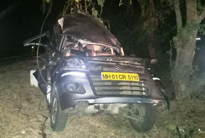 Belgaon : Uncontrolled car collide with tree near Nipani, three dies कार झाडावर आदळून तिघांचा मृत्यू, कारचा चेंदामेंदा